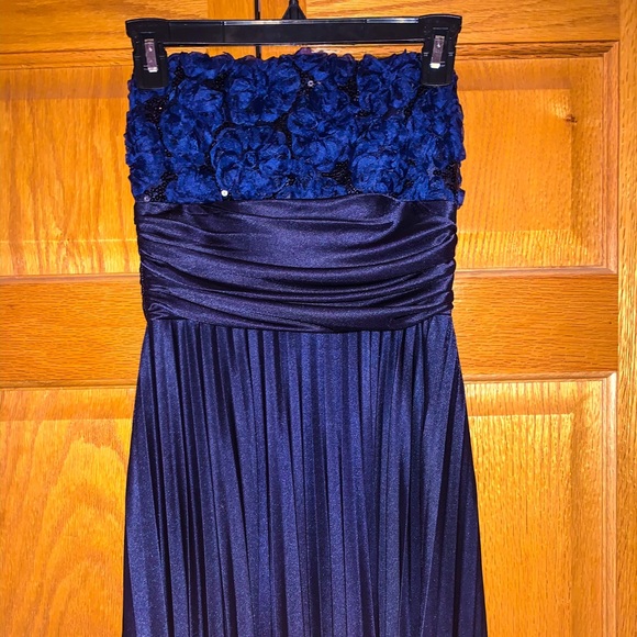 Strapless Dress - Picture 2 of 5